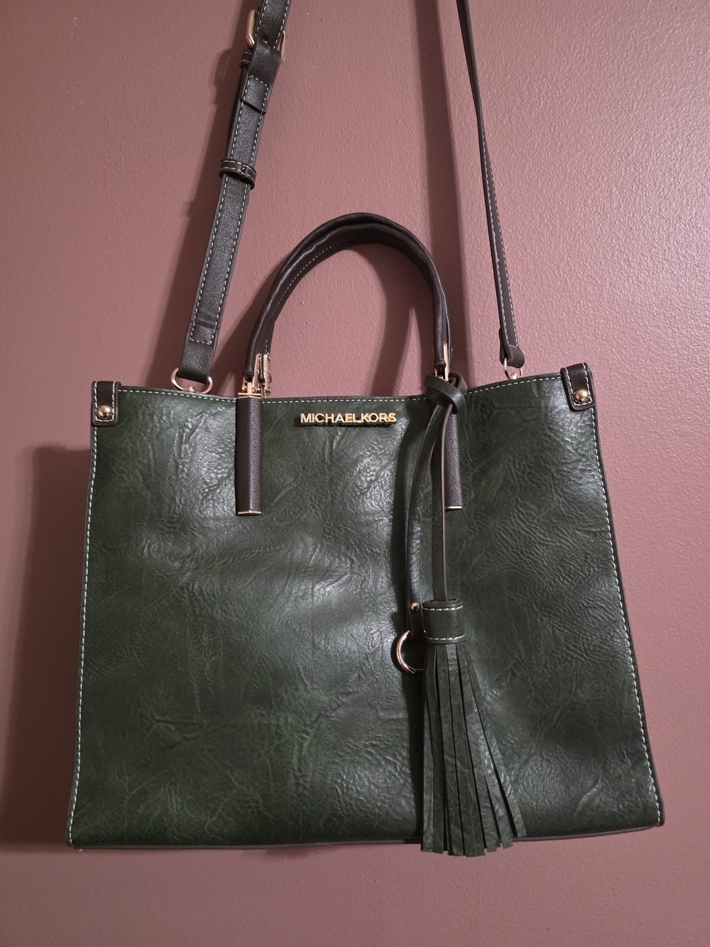 Michael Kors Hunter Green Leather Shoulder Bag with Tassel - Picture 5 of 7